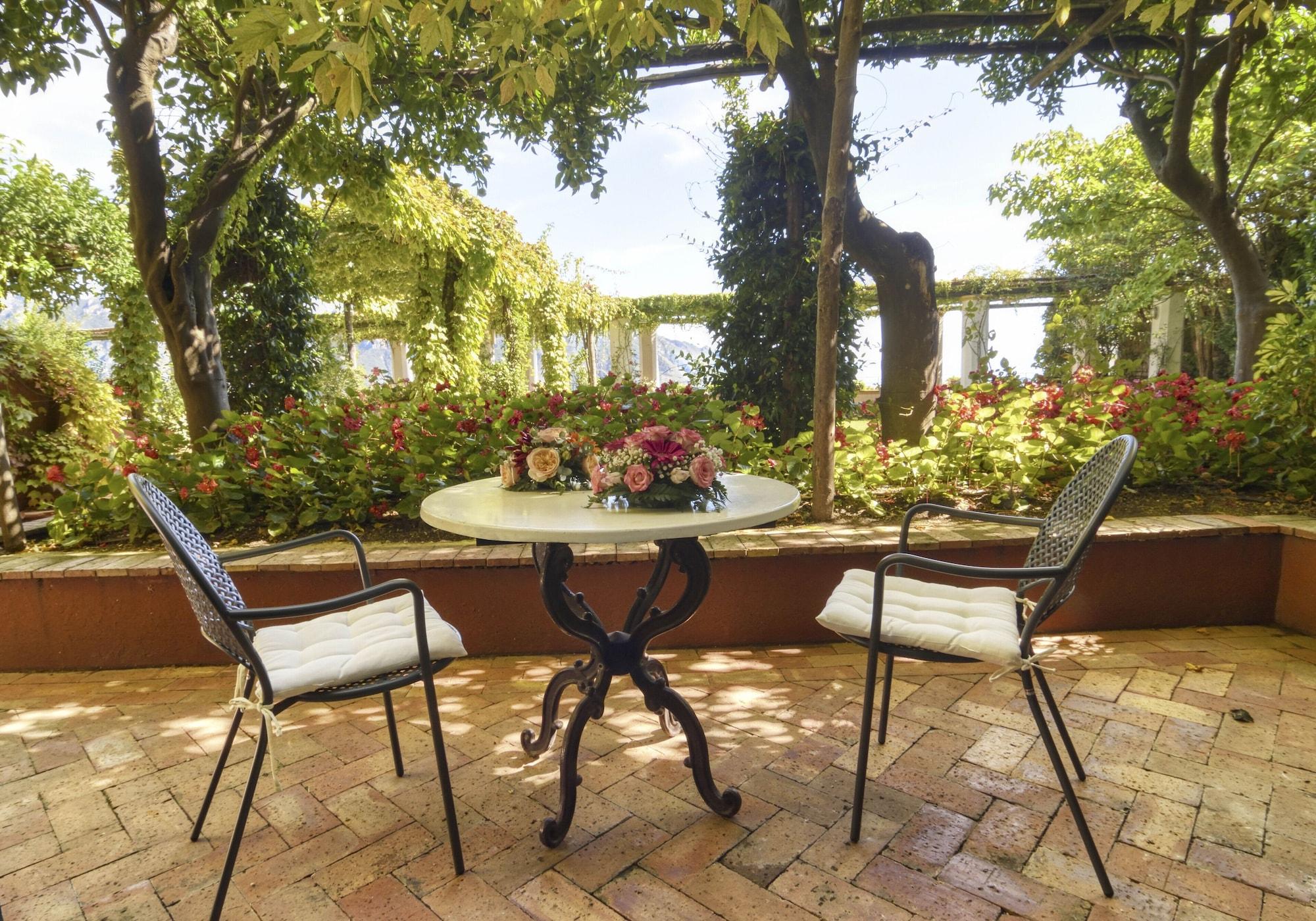 Palazzo Confalone Hotel Ravello Exterior photo